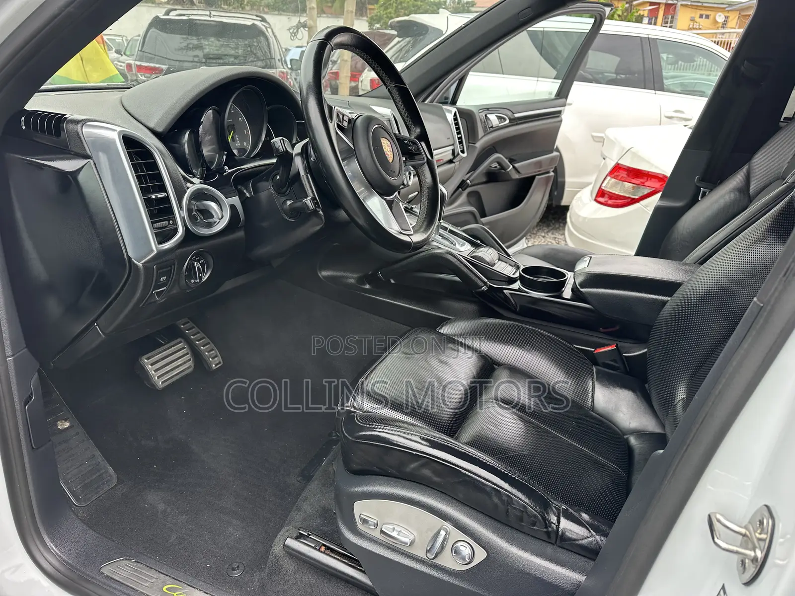 Porsche Cayenne 2017 White
