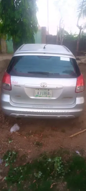 Toyota Matrix 2005 Silver