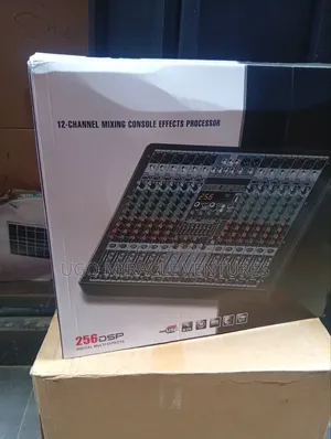 Yamaha Mixer 12 Channel
