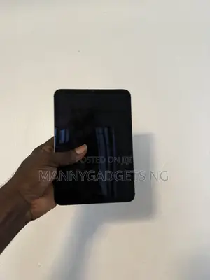Apple iPad mini 6 64 GB Gray