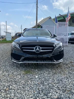 Mercedes-Benz C300 Luxury 4dr AWD 4Matic Sedan (2.0L 4cyl 7A) 2015