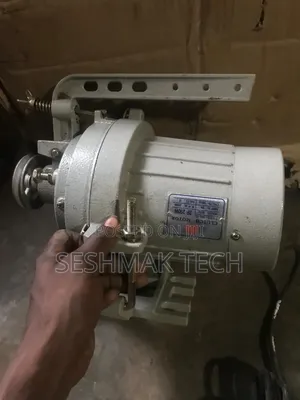 Industrial Sewing Machine