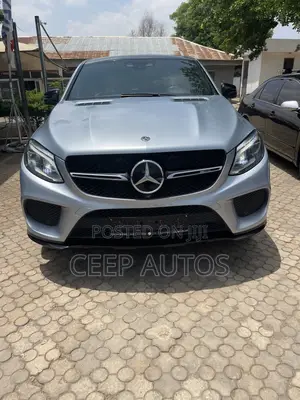 Mercedes-Benz GLE-Class 2018 Blue