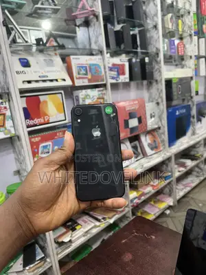Apple iPhone XR 64 GB Black
