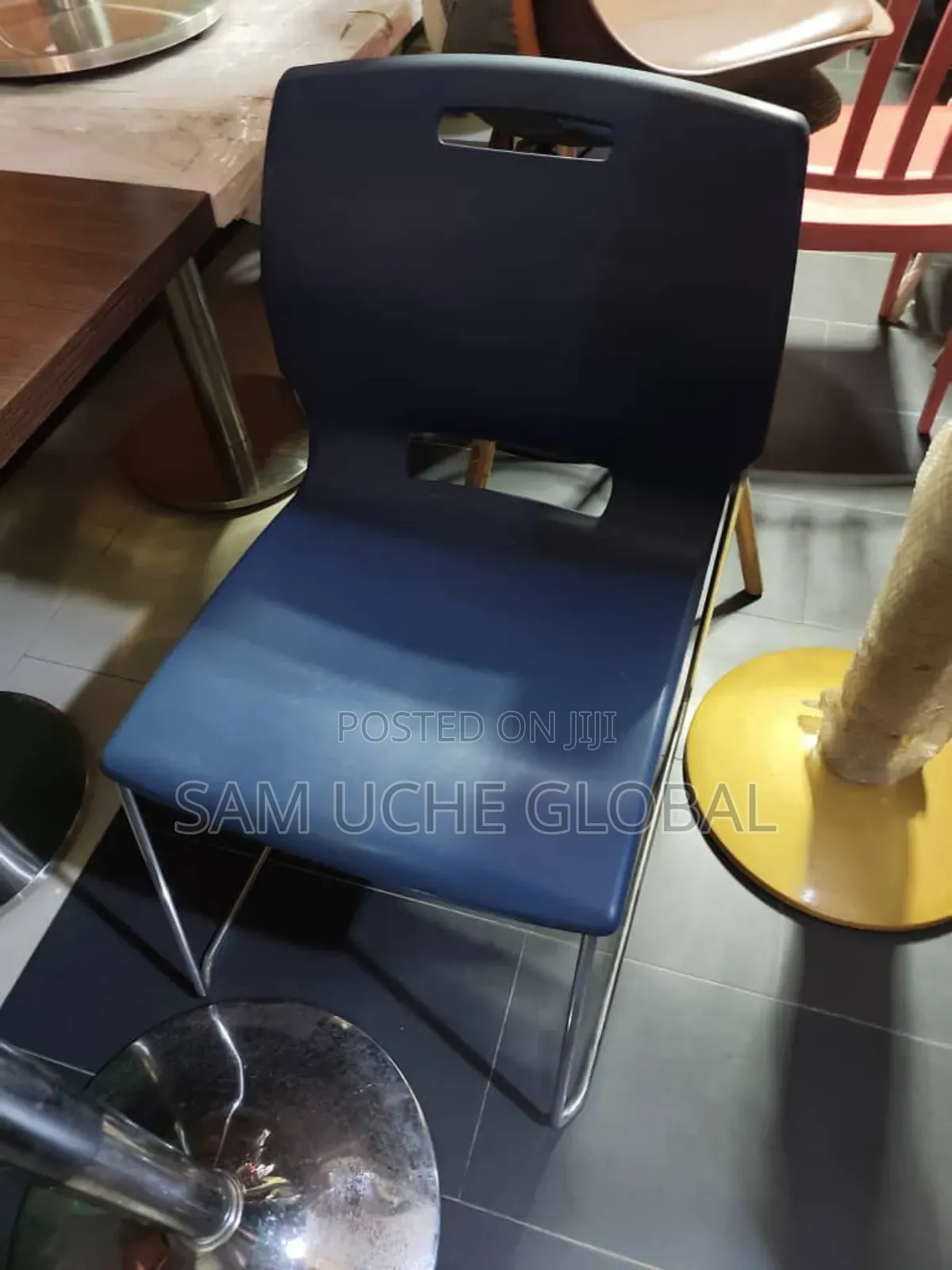 Plastic Restaurant Chair