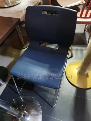 Plastic Restaurant Chair