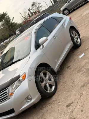 Toyota Venza V6 AWD 2010 Silver