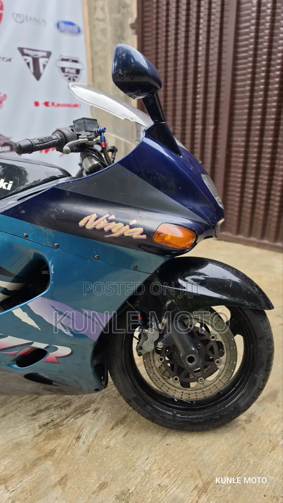 Kawasaki Bike 2004 Blue