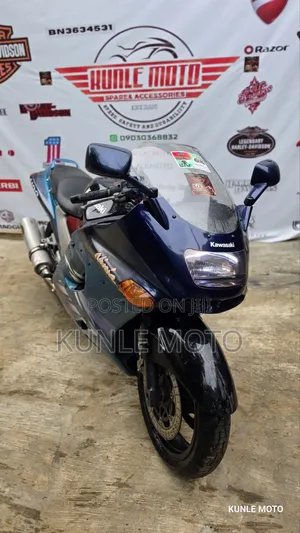 Kawasaki Bike 2004 Blue