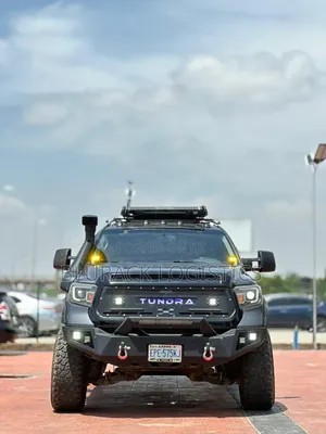 Toyota Tundra SR5 FFV 4dr Double Cab 4WD LB (5.7L 8cyl 6A) 2014 Gray