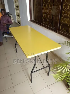 Foldable Table