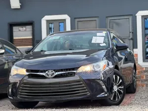 Toyota Camry LE 4dr Sedan (2.5L 4cyl 6A) 2015 Blue