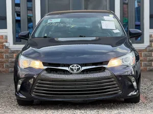 Toyota Camry LE 4dr Sedan (2.5L 4cyl 6A) 2015 Blue