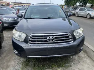 Toyota Highlander Limited 2010 Gray