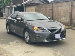 Lexus ES 350 FWD 2015 Gray