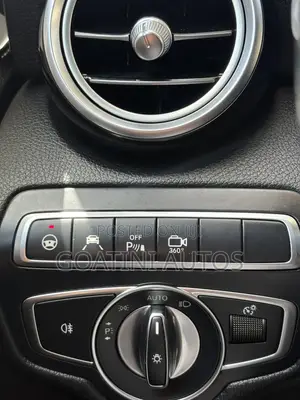 Mercedes-Benz GLC-Class 2018 Blue
