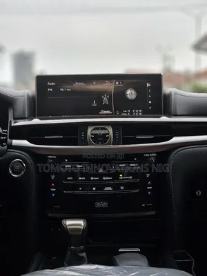 Lexus LX 570 AWD 2018 Gold