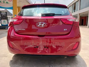 Hyundai Elantra ECO Sedan FWD (1.4L 4cyl 7A) 2017 Red