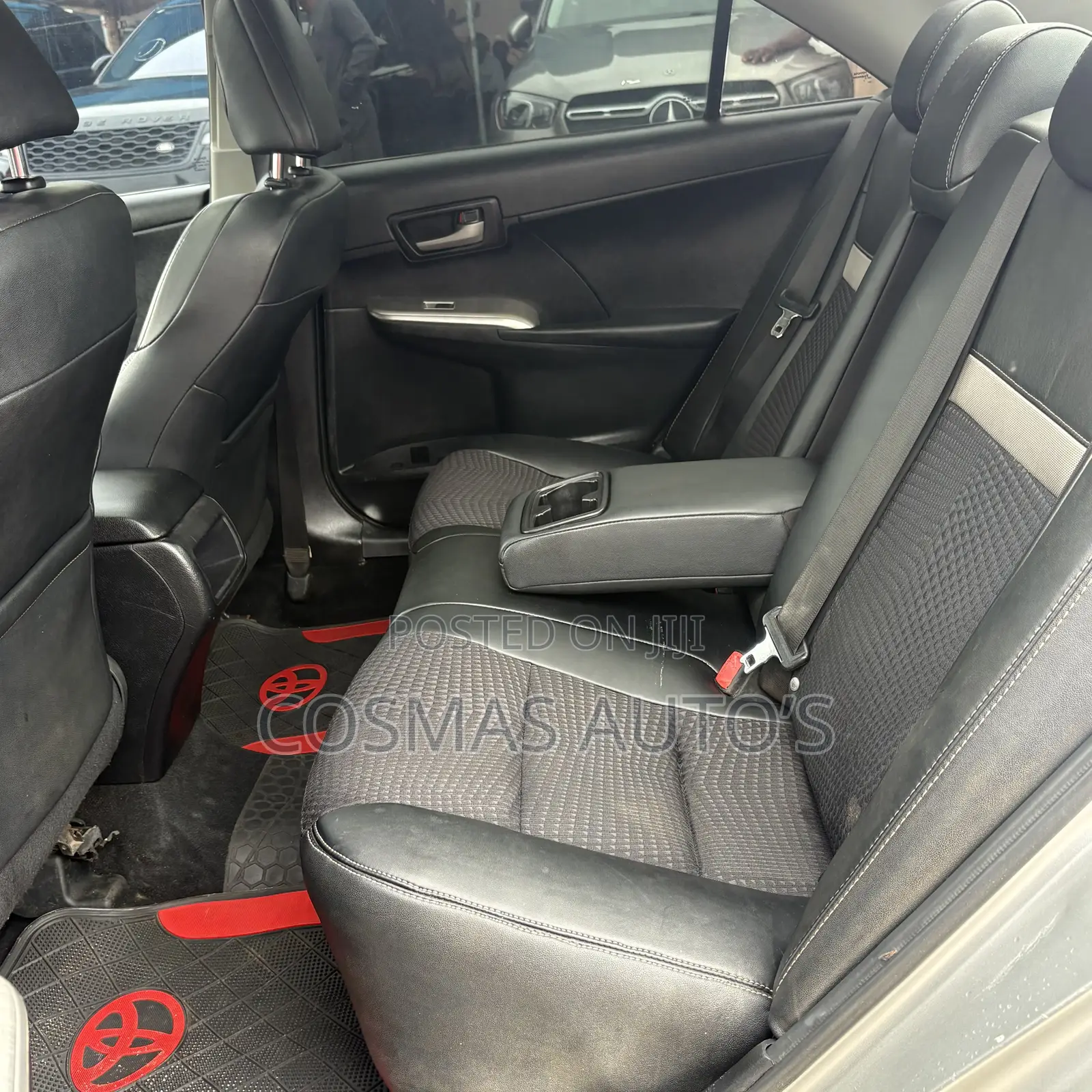 Toyota Camry 2012 Silver