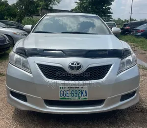 Toyota Camry SE 4dr Sedan (2.4L 4cyl 5A) 2008 Silver