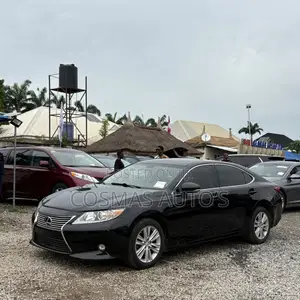 Lexus ES 2014 Black