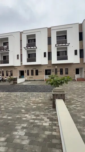4bdrm Duplex in Jahi for sale