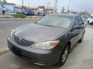 Toyota Camry 2002 Gray