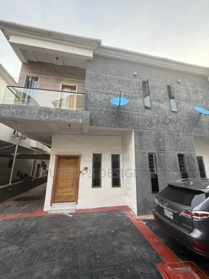 Mini Flat in Lekki Phase 2 for rent