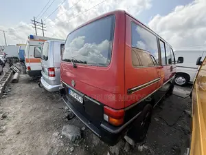 Volkswagen Transporter 2003 Red