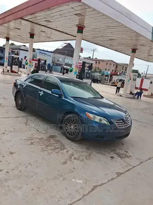 Toyota Camry XLE 4dr Sedan (2.4L 4cyl 5A) 2009 Blue