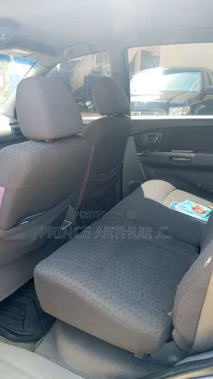 Kia Carens 1.8 EX Automatic 2005 Silver