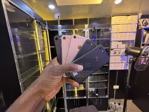 Apple iPhone 7 32 GB Black