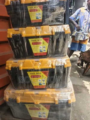 Empty Tools Box 18"
