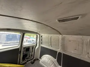 Volkswagen Transporter 2005 White