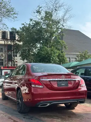 Mercedes-Benz C300 2016 Red