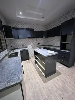 3bdrm Duplex in Estate, Galadimawa for rent