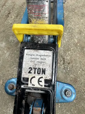 Power Hydraulic Jack