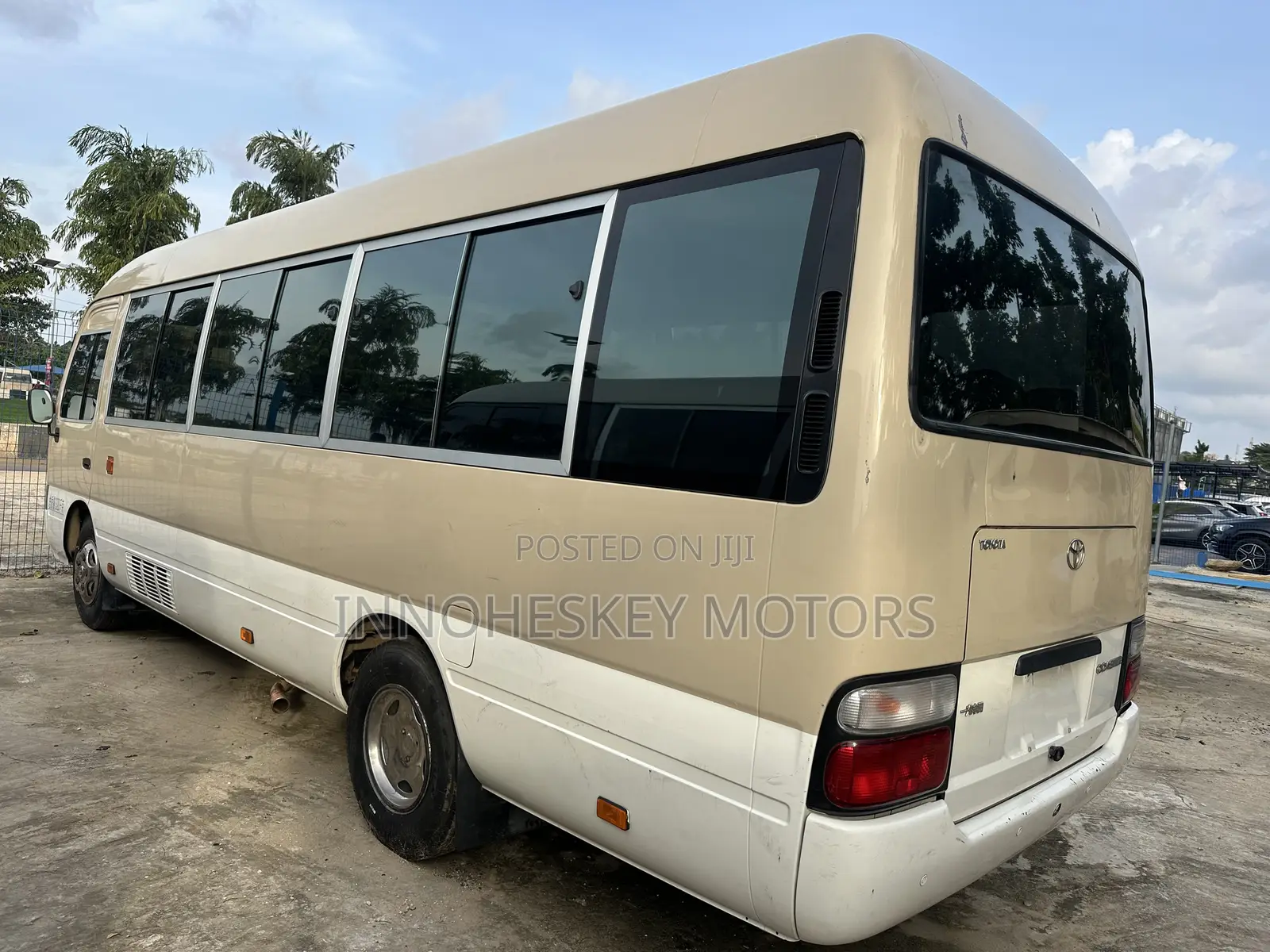 Toyota Coaster 2017 Beige