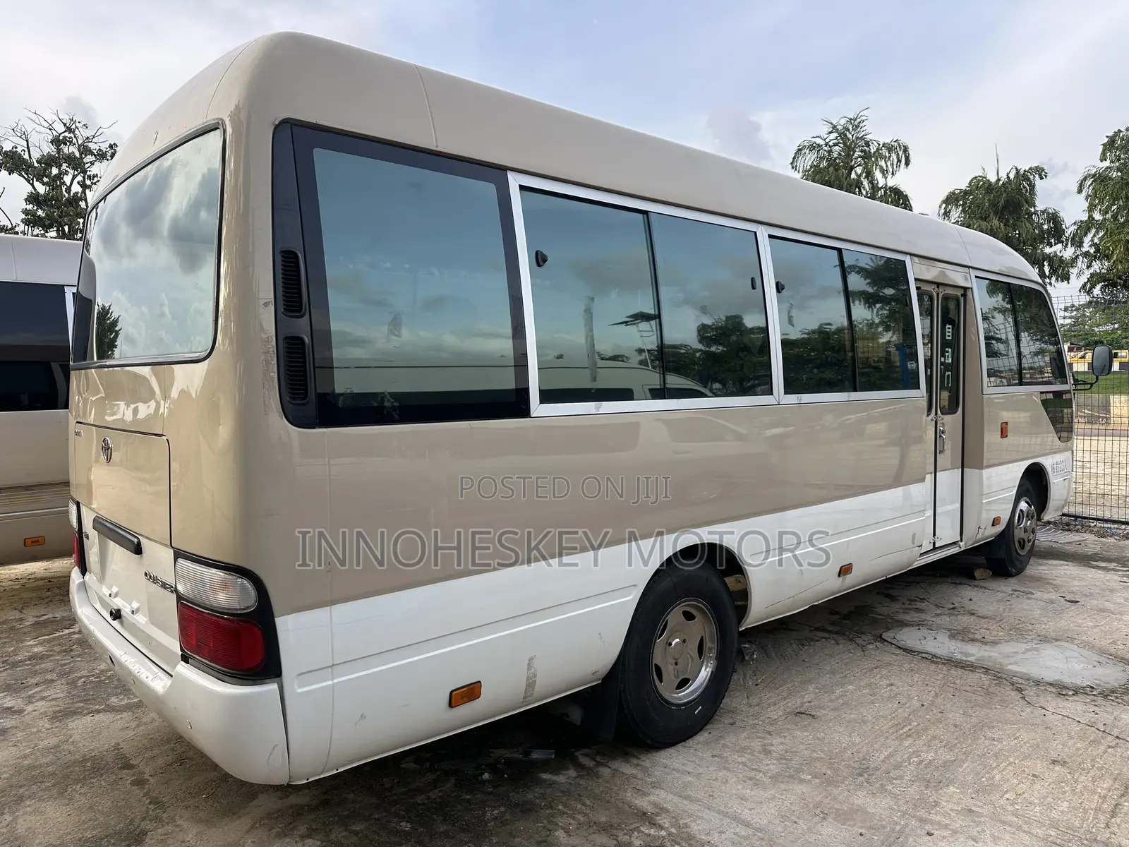 Toyota Coaster 2017 Beige