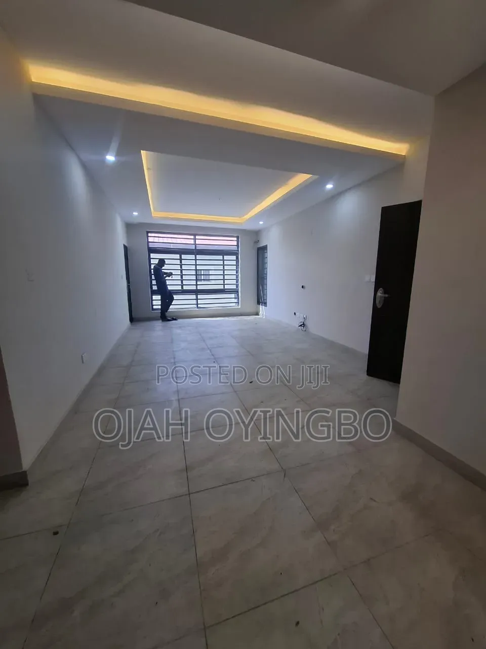 3bdrm Block of Flats in Lekki Phase 1 for rent