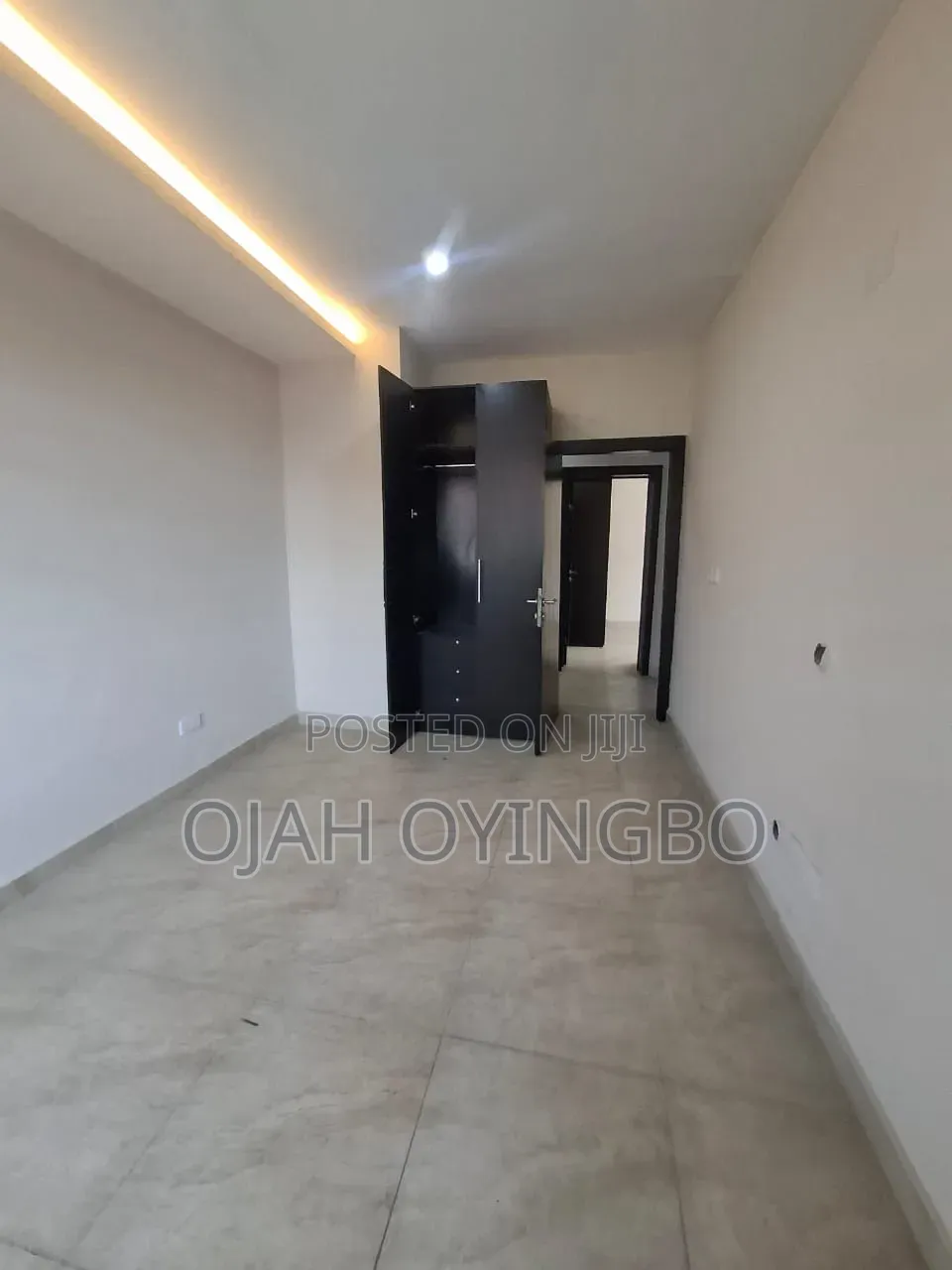 3bdrm Block of Flats in Lekki Phase 1 for rent