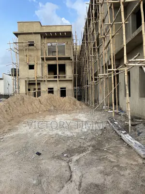 4bdrm Duplex in The Paramount, Jahi for sale
