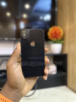 Apple iPhone X 64 GB Black