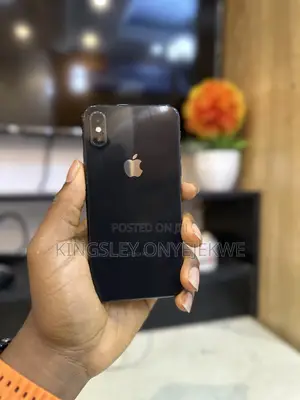 Apple iPhone X 64 GB Black
