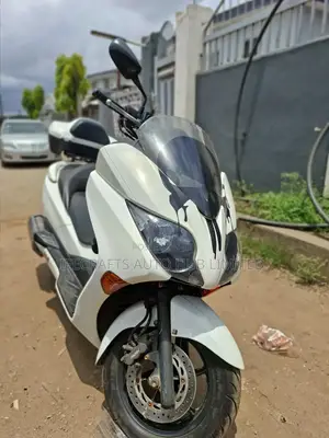 Honda Forza 2012 White