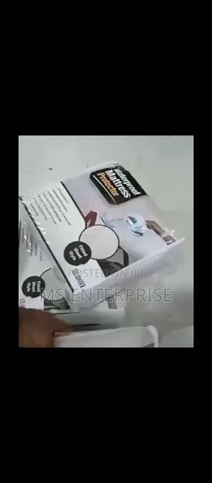 Imported Waterproof Mattress Protector