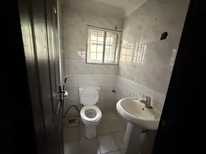 2bdrm Apartment in Wuse 2 for rent