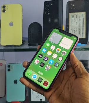 Apple iPhone XR 64 GB Red