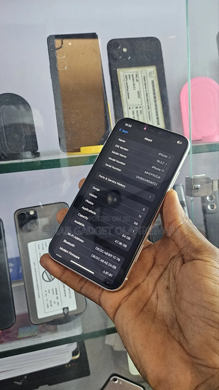 Apple iPhone 11 64 GB White