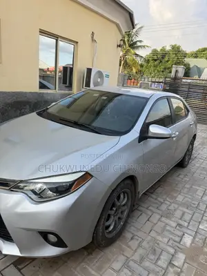 Toyota Corolla 2015 Silver